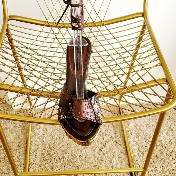 Steve Madden Luxe | Snakeskin Wedges - Picture 9 of 11